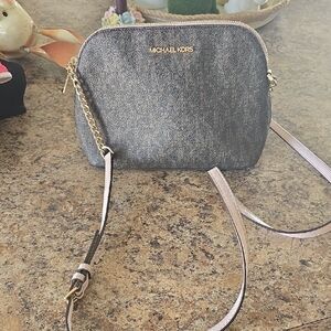 MICHAEL KORS Jet Set Travel Medium Logo Gold Pale Pink Crossbody Bag